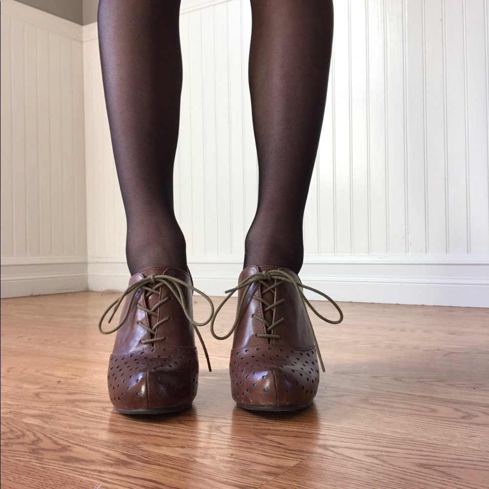 Miz Mooz Oxford Heels, Leather Lace Up Heels